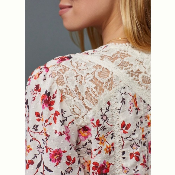 Anthropologie Puff Sleeved Lace Buttondown - Picture 4 of 6